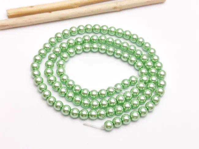 Perle de sticla calitate a 4mm verde deschis (sirag)