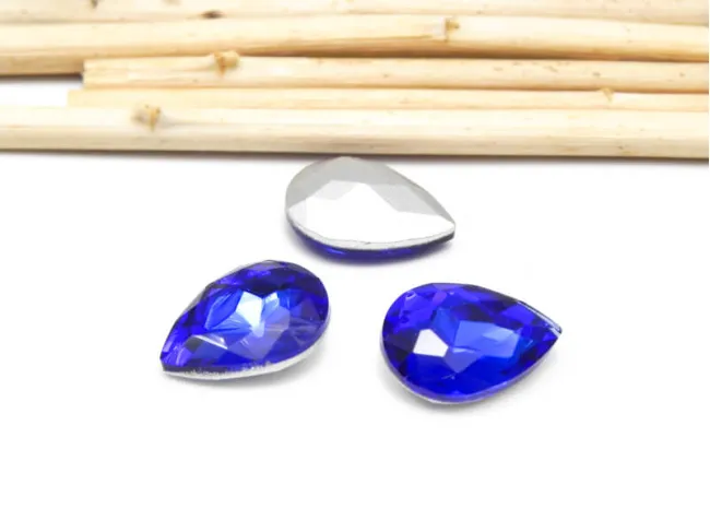 Cabochon din sticla picatura 14x10mm albastru (1buc)