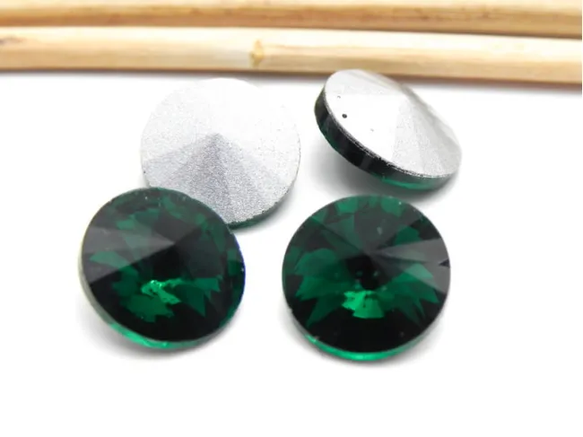 Cabochon din sticla 12mm emerald (1buc)
