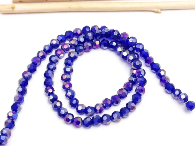 Margele cristal rotund fatetat 4mm blue AB (sirag)
