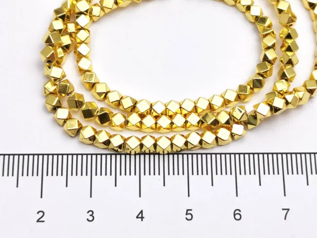 Sirag hematit cub fatetat auriu 3x3mm