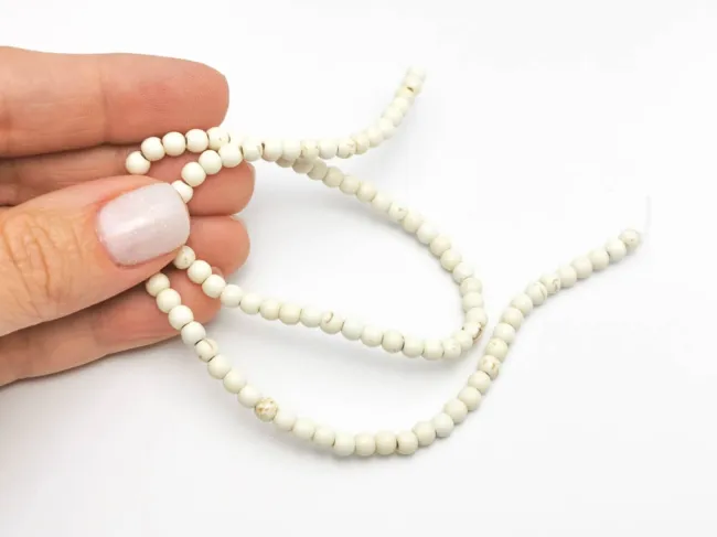 Sirag howlit de sinteza 4mm alb