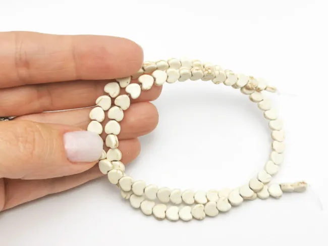 Sirag Howlit de sinteza inima 6mm alb