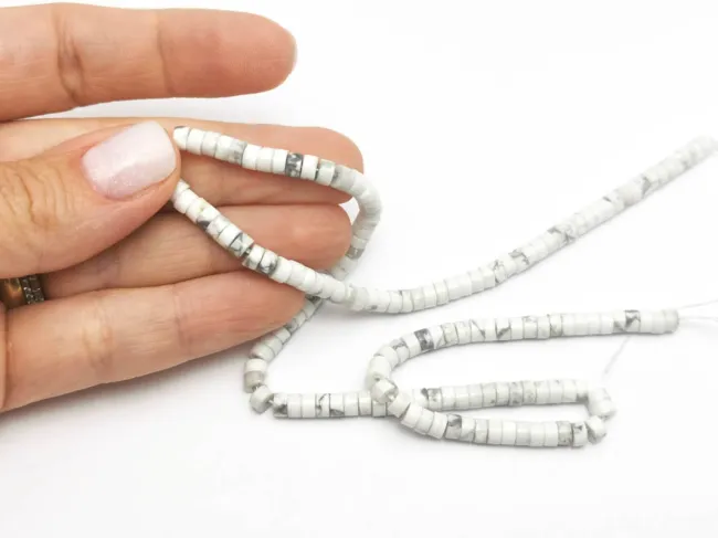 Sirag howlit natural disc 4x2mm