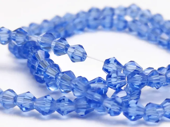 Margele cristal biconic 3~3.5mm albastru deschis (sirag)