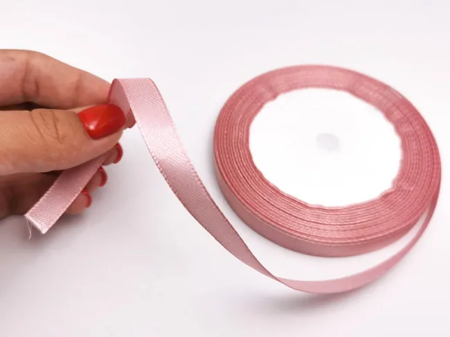 Panglica saten latime 10mm rose (22m)