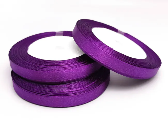Panglica saten latime 10mm mov (22m)