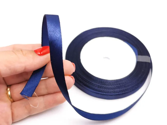Panglica saten latime 10mm albastru inchis (22m)