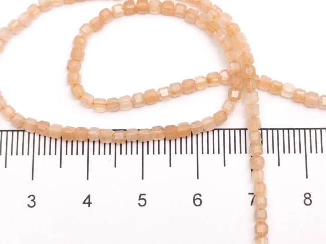 Sirag piatra soarelui cub microfatetat 2.5x2.5mm