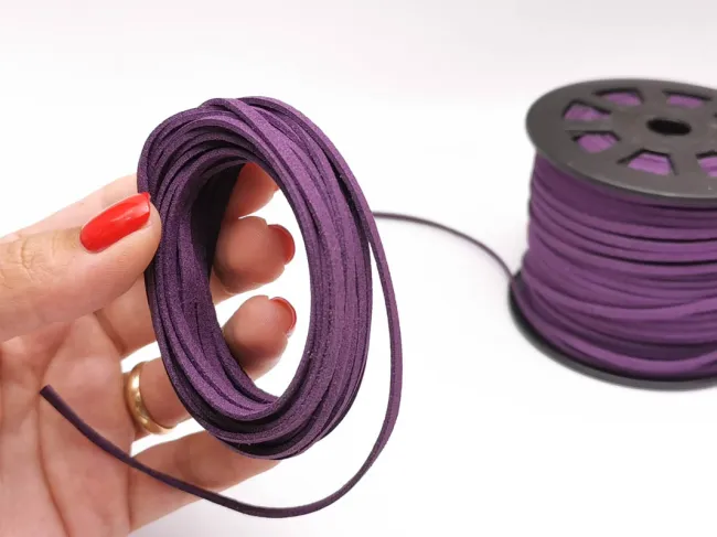 Snur suede imitatie piele intoarsa latime 3mm mov (5metri)