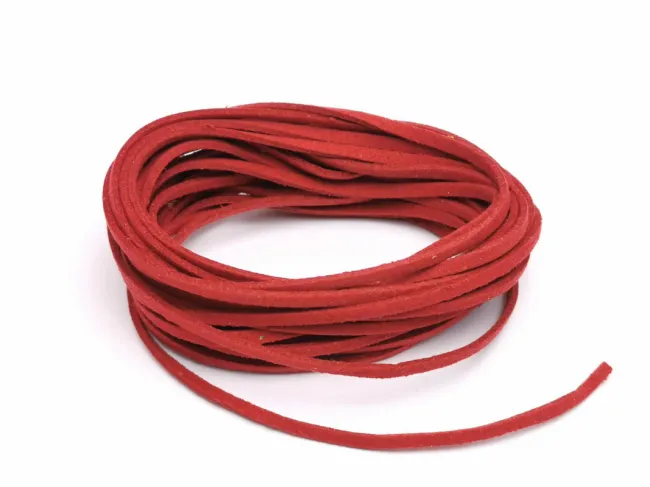 Snur suede imitatie piele intoarsa latime 3mm rosu (5metri)