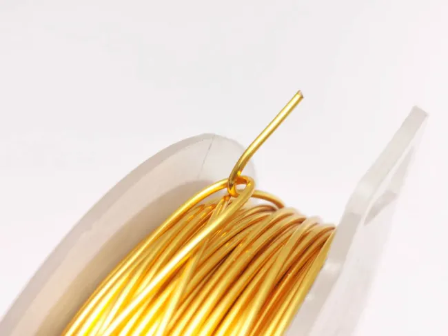 Sarma de modelaj cupru non tarnish grosime 1.25mm gold (1m)