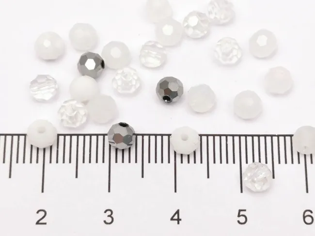 Margele cristal rotund fatetat 4mm mix alb (250buc)