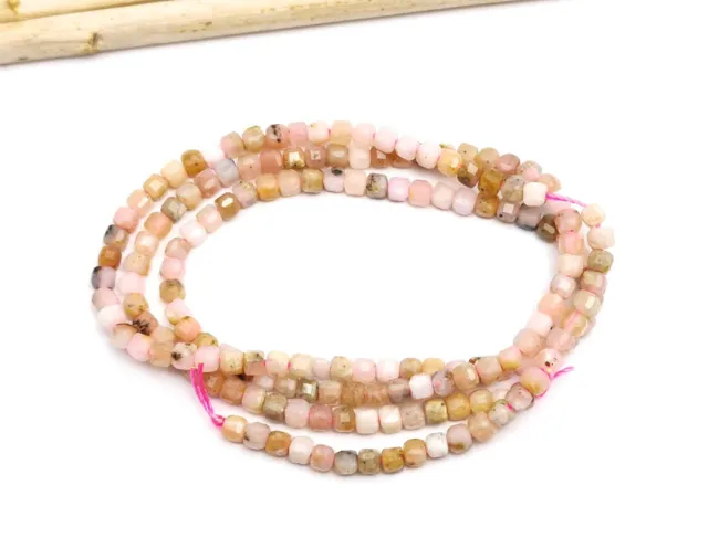 Sirag opal roz cub 2x2mm