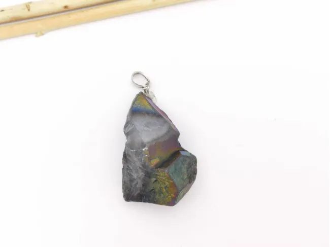 Pandantiv cuart electroplacat nugget 34x20x17mm