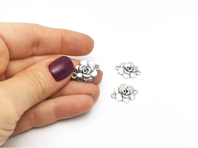 Link argintiu floare 19x14x3.5mm
