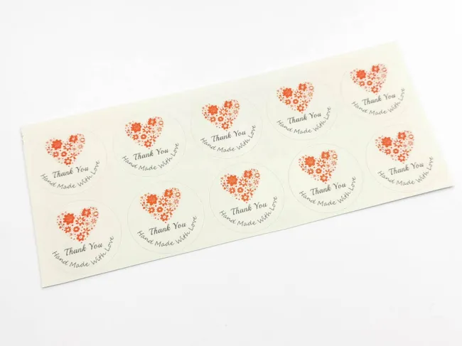 Etichete adezive rotunde handmade