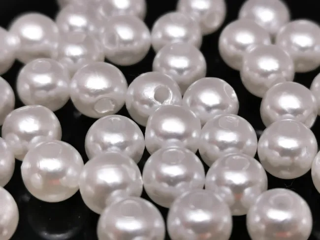 Margele acrilice 6mm alb sidefat (50buc)