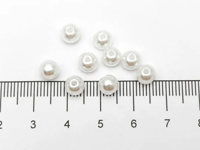 Margele acrilice 6mm alb sidefat (50buc)