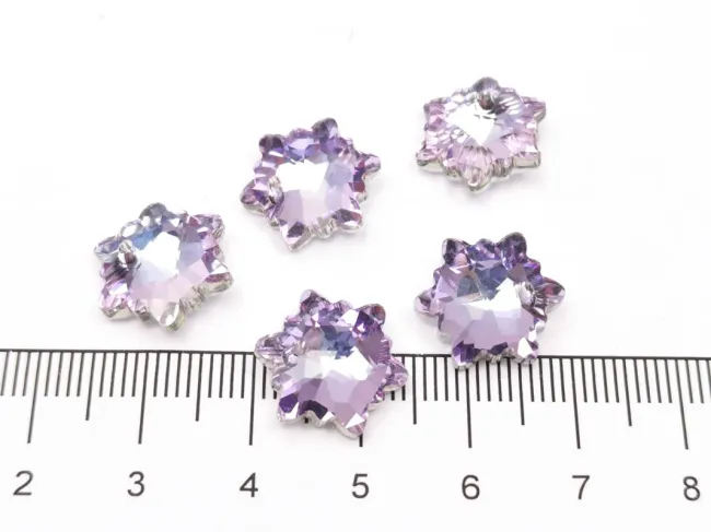 Pandantiv sticla fulg de nea 14mm mov