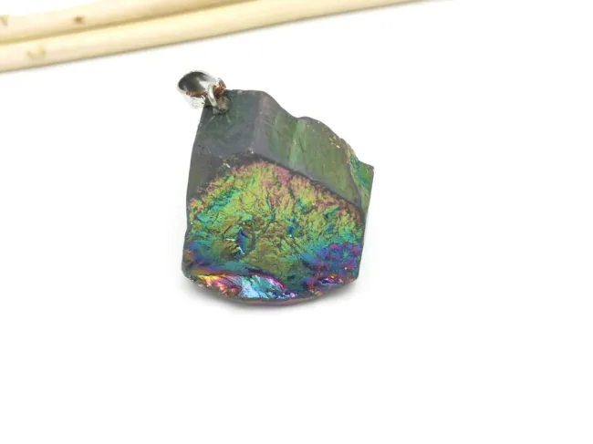 Pandantiv cuart electroplacat nugget 25x22x18mm