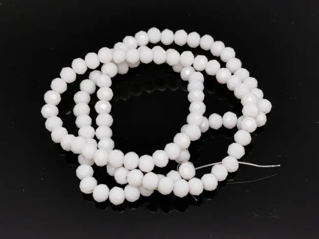 Margele cristal rondel fatetat 4x3mm alb opac (sirag)