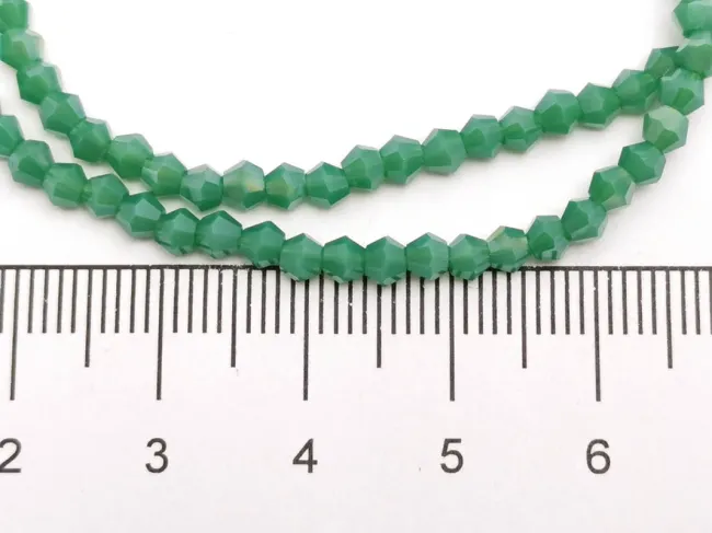 Margele cristal biconic 2x3mm verde opac lustered (sirag)