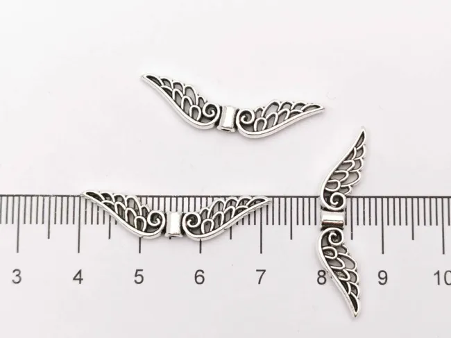 Margele metalice aripi 30x7.5mm argintiu