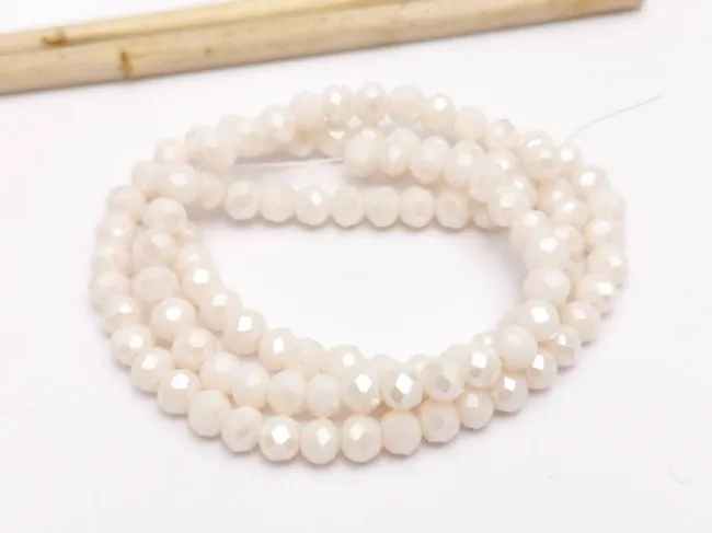 Margele cristal rondel fatetat 4x3mm silk opac lustered (sirag)