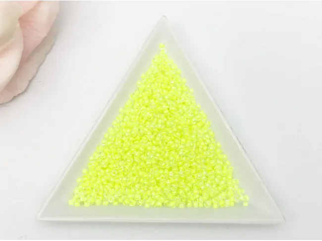 Miyuki Rocailles Rotunde 11/0 Luminous Limeade (10g)