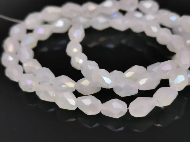 Margele cristal picatura 6x4mm alb opal lustered (sirag)