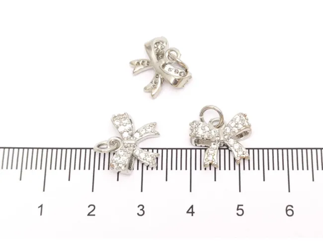 Charm funda din cubic zirconia 13x10.5mm argintiu