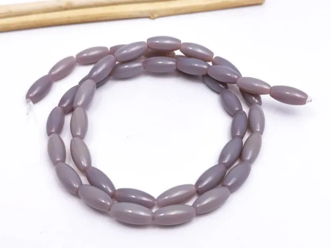Margele sticla ovale 9x4mm mov lavanda inchis opac (sirag)