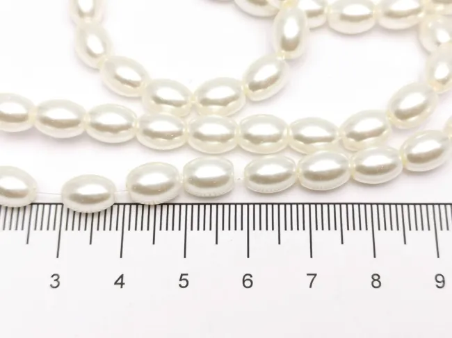 Perle de sticla ovale 8x6mm ivory (sirag)
