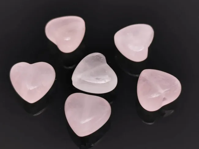 Cuart roz 10x10mm inima
