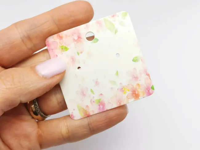 Etichete carton expunere cercei 50x50x0.4mm flori roz (10buc)