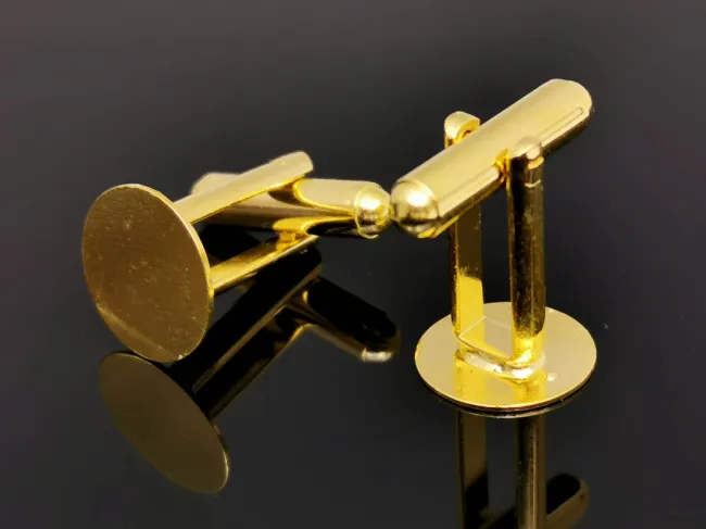 Baza butoni 25x12mm auriu platou 12mm