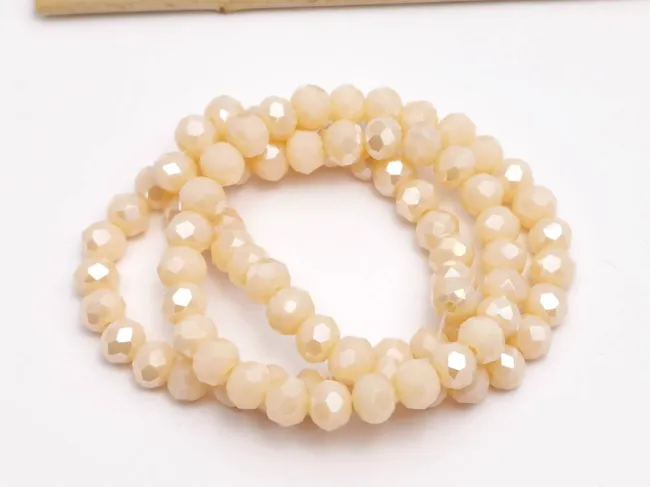 Margele cristal rondel fatetat 6x4mm crem opac AB (sirag)