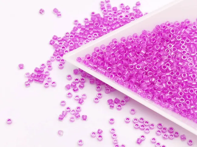 Miyuki delica 11/0 Luminous Plum Crazy (5g)