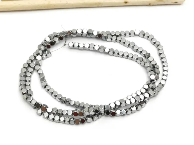 Sirag hematit hexagon 2x2mm argintiu deschis