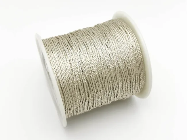Snur metalic poliester impletit pentru broderie 0.80mm argintiu (25m)