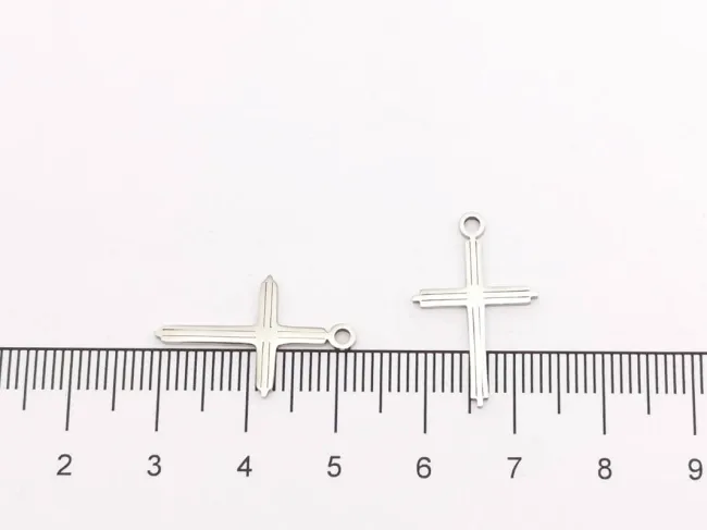 Charm otel inoxidabil 201 cruce 22x14x1.5mm