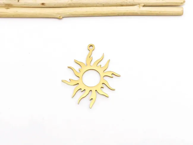 Charm otel inoxidabil 201 auriu placat IP soare 28x24x1.5mm