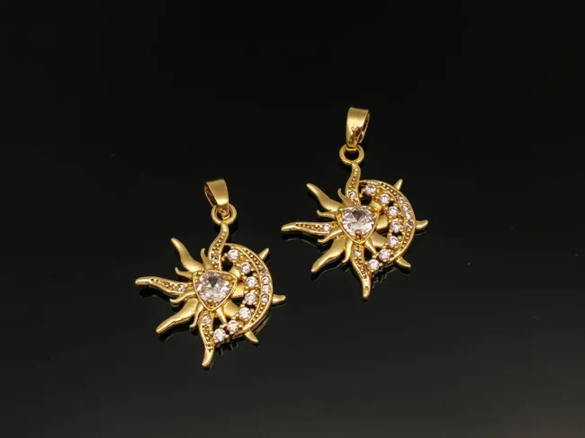 Charm soare si luna din cubic zirconia 22x19mm auriu