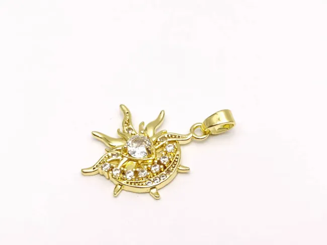 Charm soare si luna din cubic zirconia 22x19mm auriu