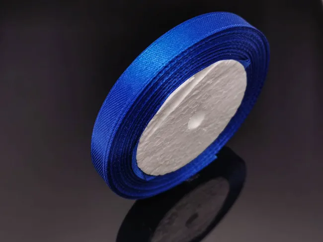 Panglica saten latime 10mm albastru (22m)