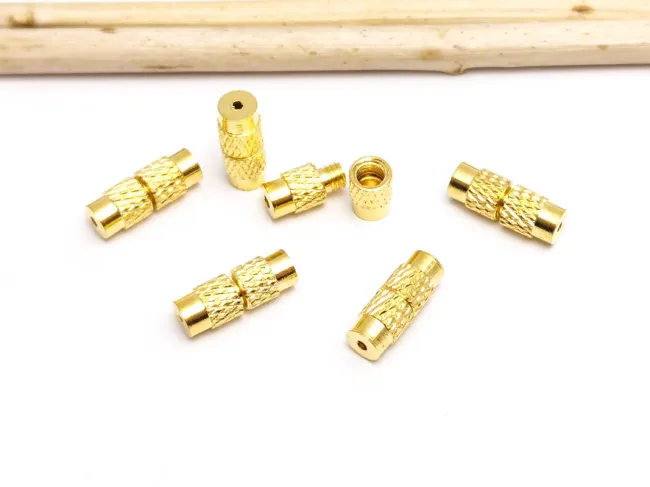 Inchizatoare cu filet din alama 12x4mm auriu