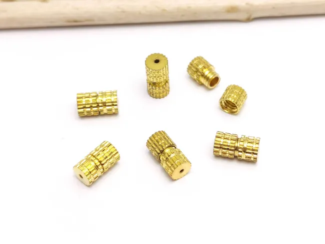 Inchizatoare cu filet din alama 6x3.5mm auriu