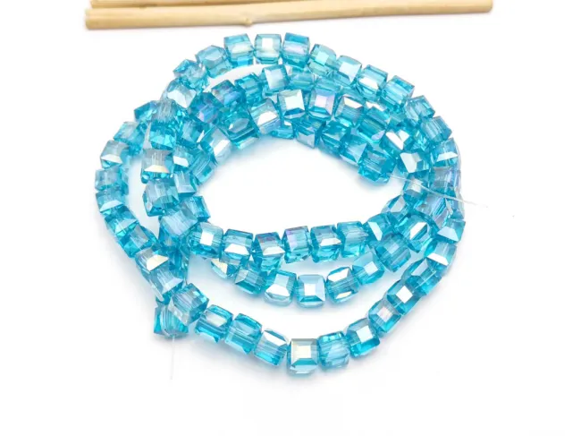 Margele cristal cub fatetat 6mm turcoaz AB (sirag)