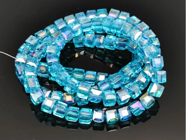 Margele cristal cub fatetat 6mm turcoaz AB (sirag)